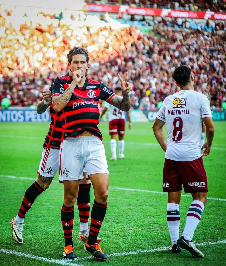 Pedro comemora gol no Maracanã