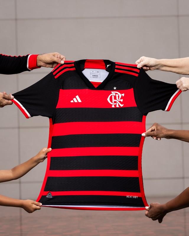 Detalhes da camisa do Flamengo desta temporada