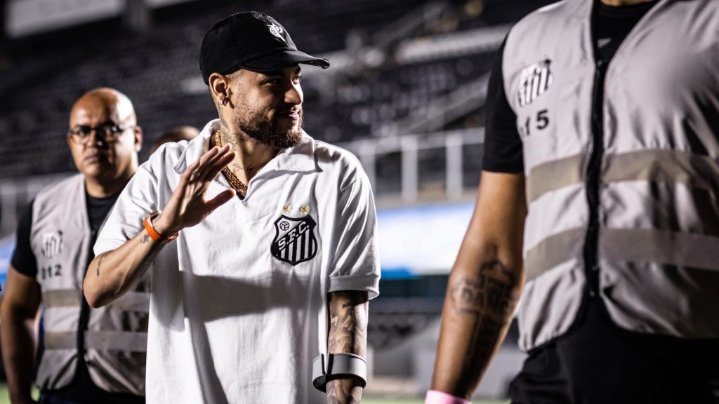 Neymar Jr durante partida Santos x Audax Italiano, na Vila Belmiro, pela Sul-Americana 2023 