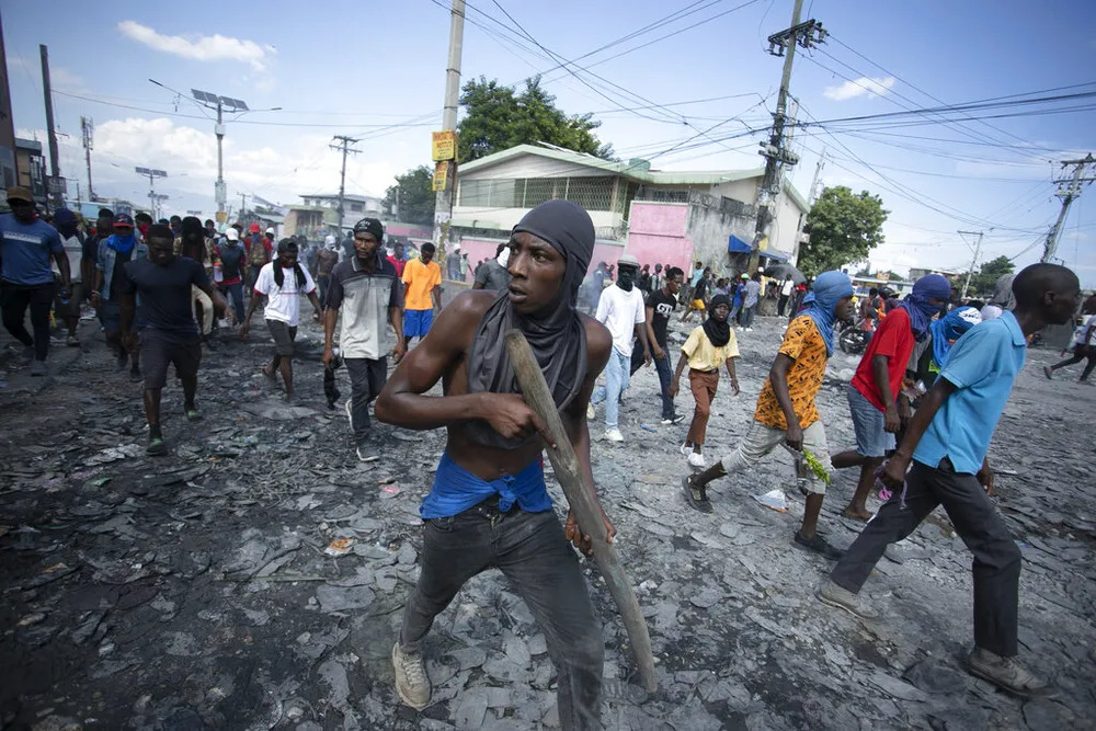 Gangues armadas realizam ataques no Haiti