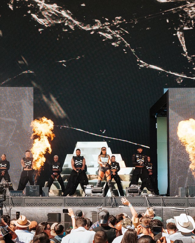 Ludmilla no palco do Coachella 