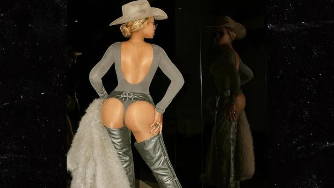 Beyoncé com look cowboy nas redes sociais.