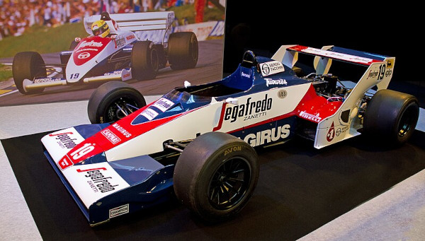 Toleman-Hart TG184 usada por Ayrton Senna que foi leiloada em 2018 e arrematada por R$ 6,2 milhões