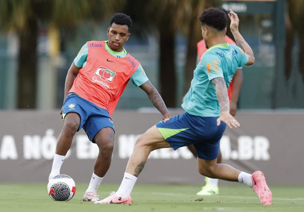 Treino antes da partida contra os EUA