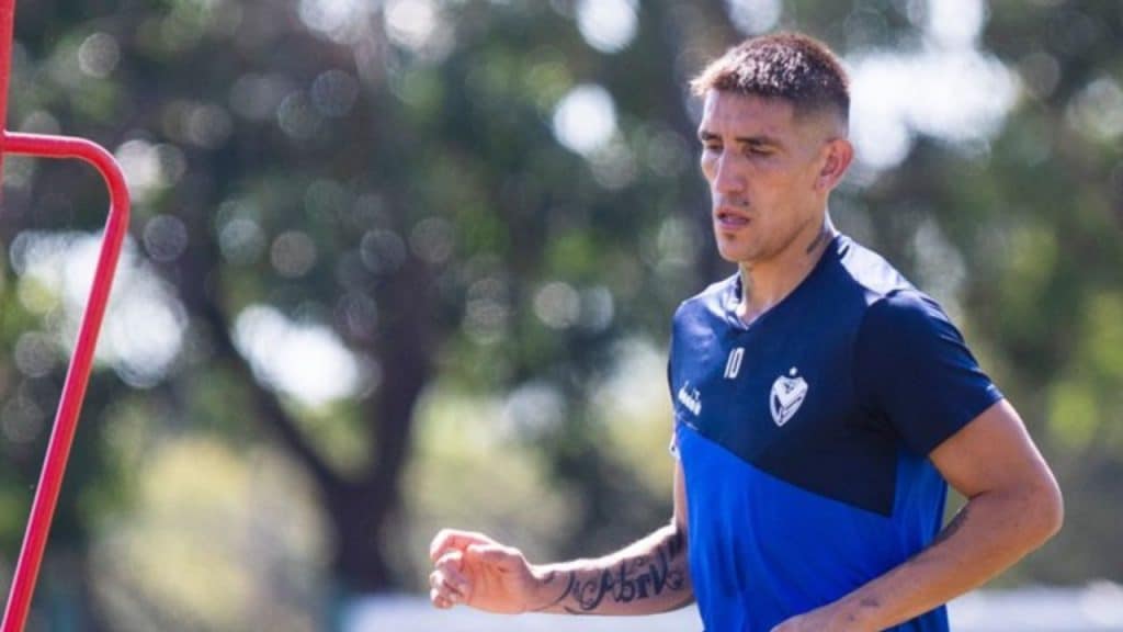 Ricardo Centurión em treino do Vélez, em fevereiro