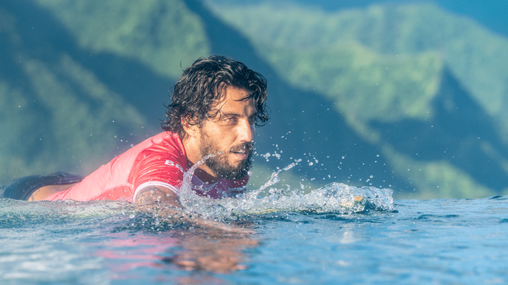 Filipe Toledo em Teahupo’o