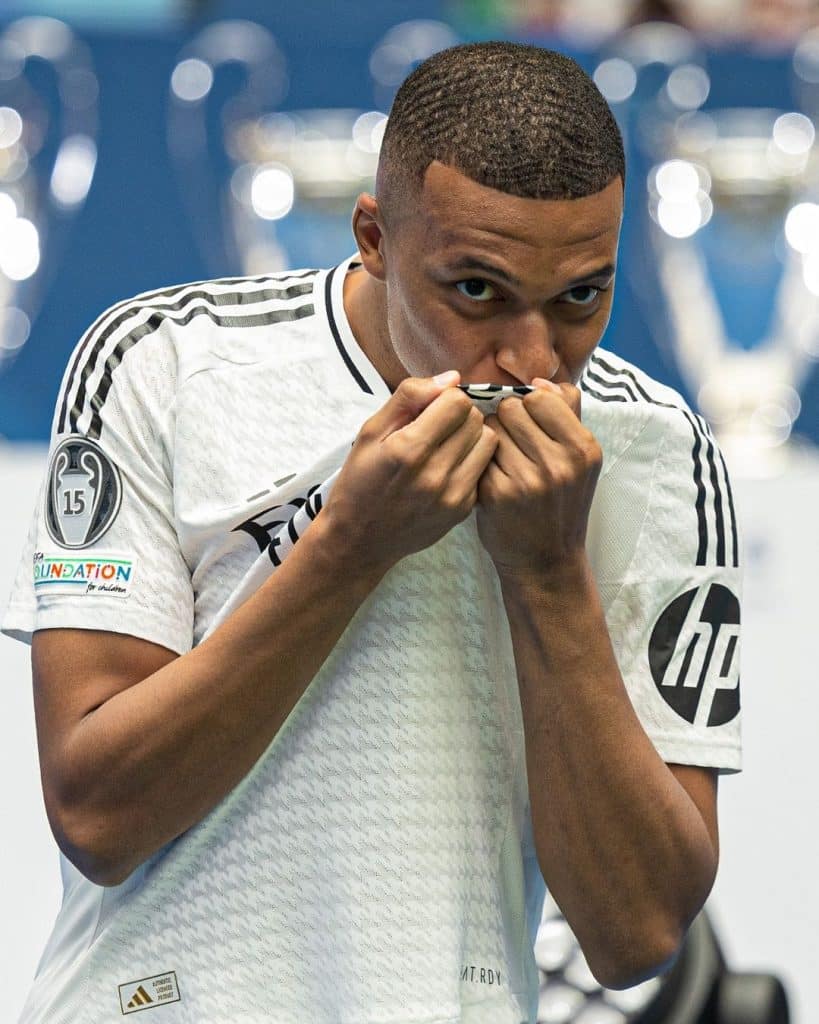 Mbappé durante sua apresentação no Real Madrid