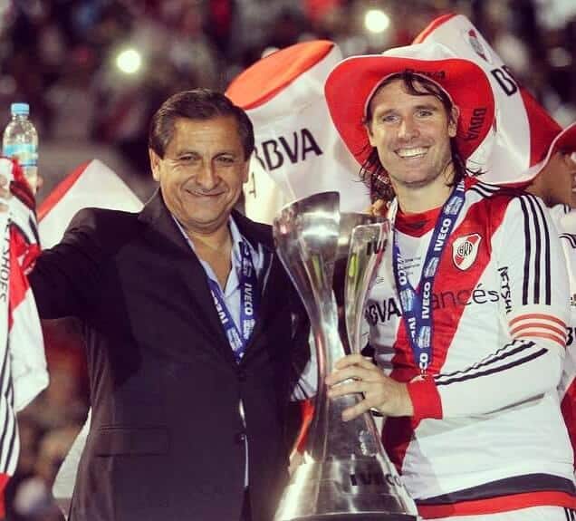 Ramon Diaz comemeora título pelo River Plate