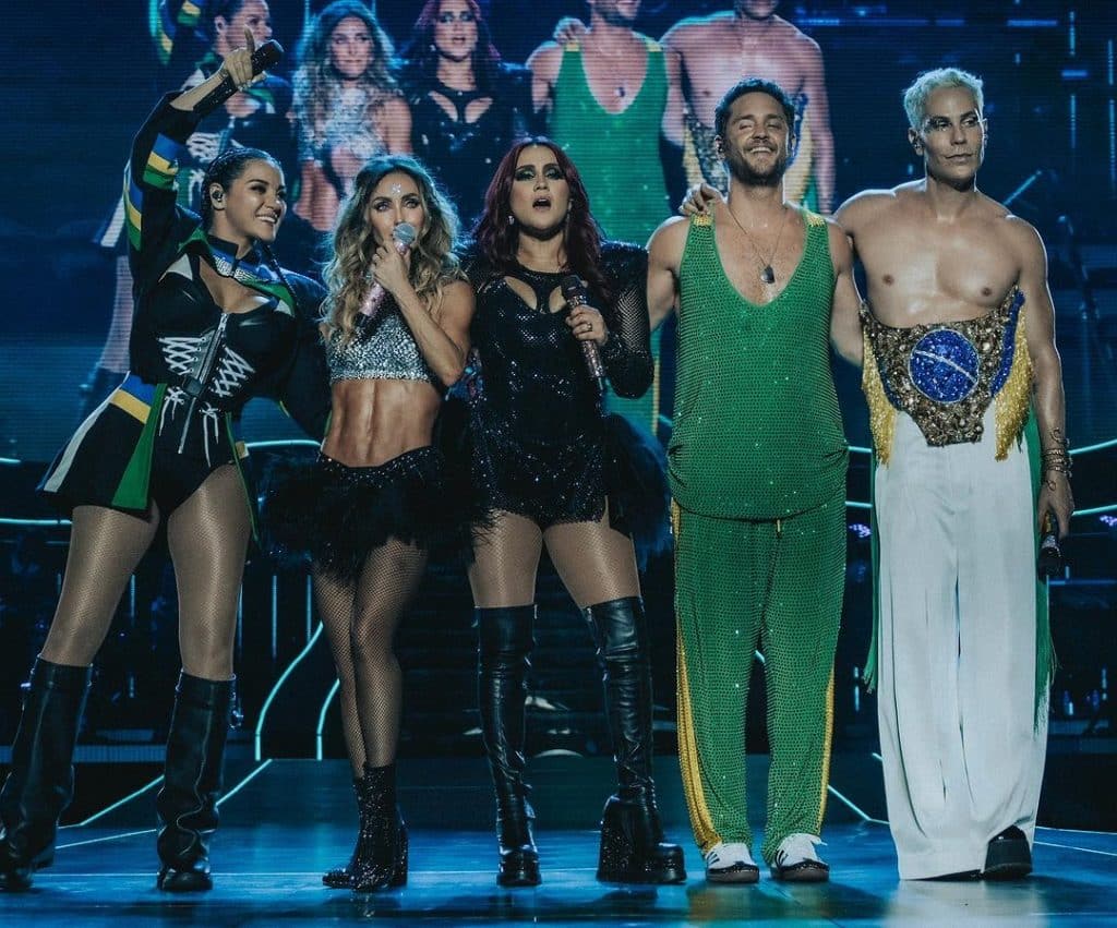 Maite Perroni, Anahi, Dulce Maria, Christopher Uckermann e Christian Chávez no Brasil