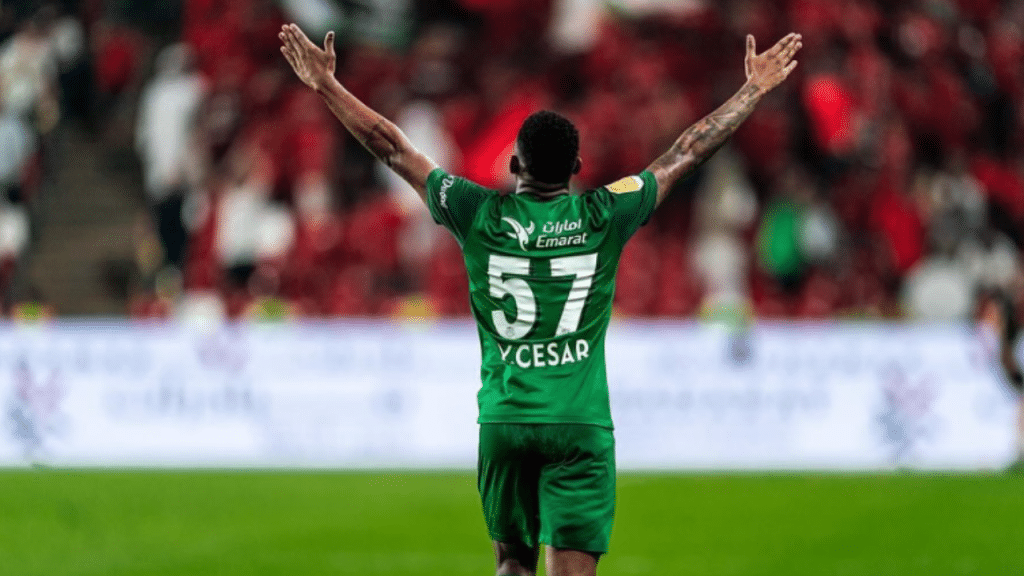 Yuri César fez 84 jogos, 17 gols e 11 assistências pelo Shabab Al-Ahli
