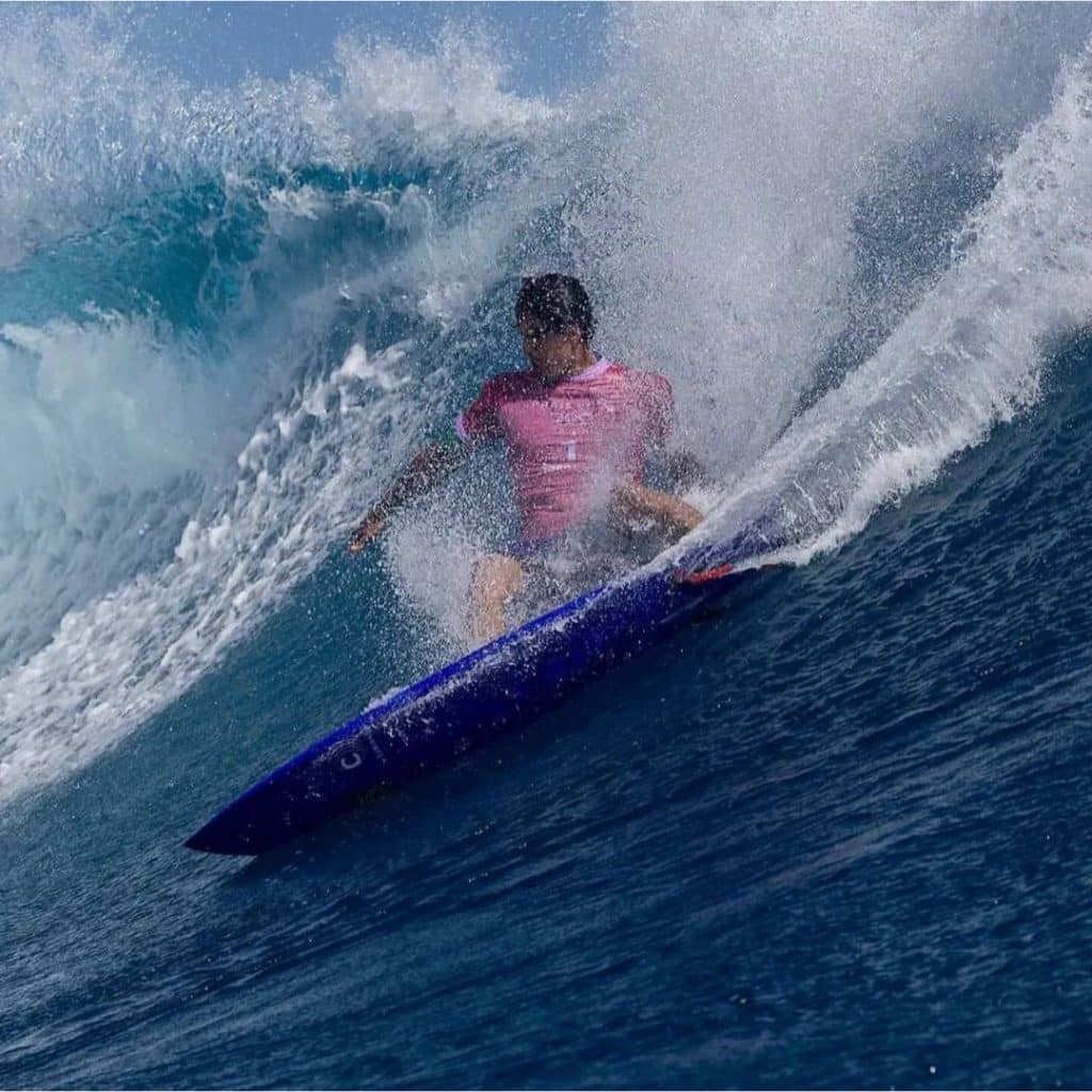 Gabriel Medina durante bateria das quartas de final