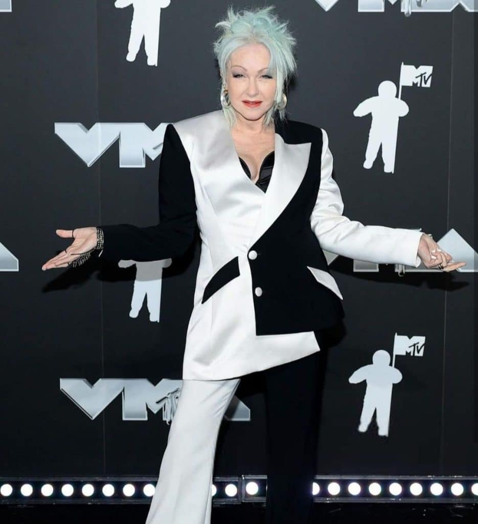 Confira os looks usados durante a premiação do VMAs 2024